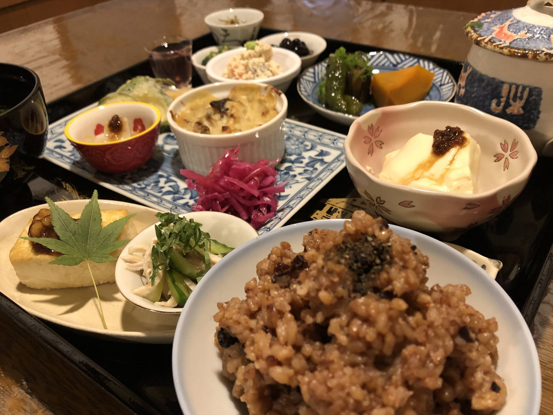 酵素玄米を味わえるカフェを近鉄奈良駅で母娘が切り盛りしています
